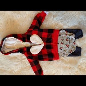 Carter’s 3 piece outfit. 3 months NWT